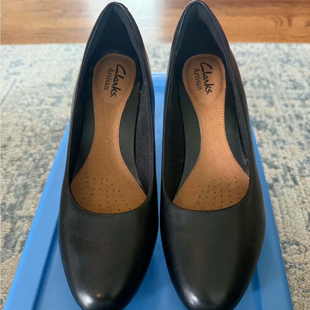 Clarks Women's Black Leather Shoes